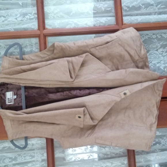 Kut from the Kloth vest size large - Picture 5 of 10